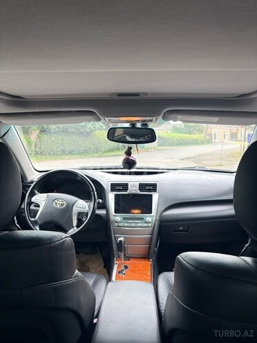 Toyota Camry-3