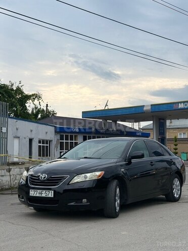 Toyota Camry-9