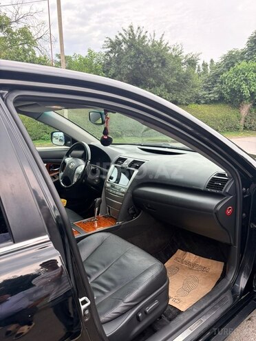 Toyota Camry-4