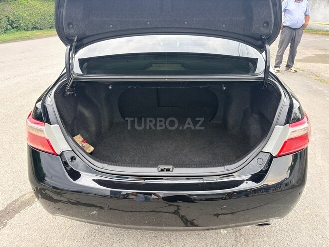 Toyota Camry-7