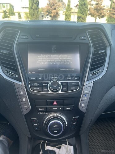 Hyundai Santa Fe-18