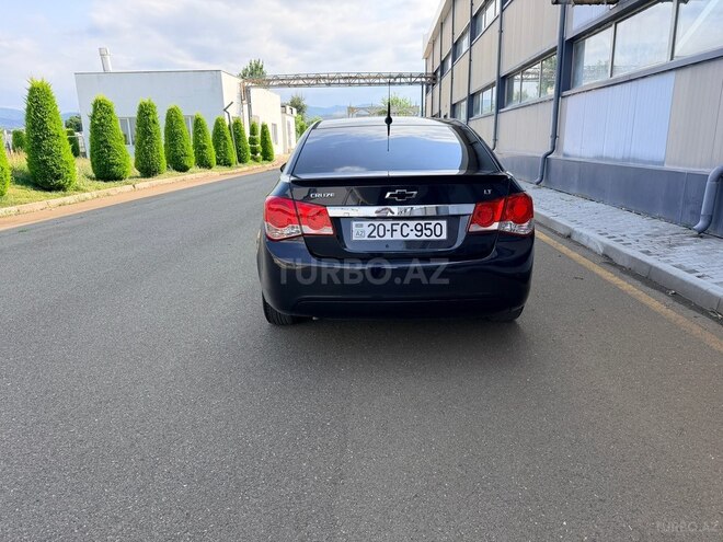 Chevrolet Cruze-4