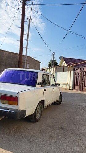 LADA (VAZ) 2107-4