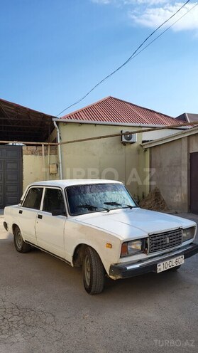 LADA (VAZ) 2107-1