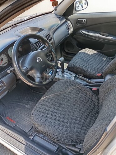 Nissan Sunny-7