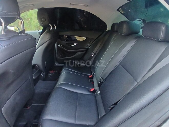 Mercedes C 200 d-9