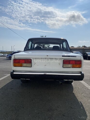 LADA (VAZ) 2107-2
