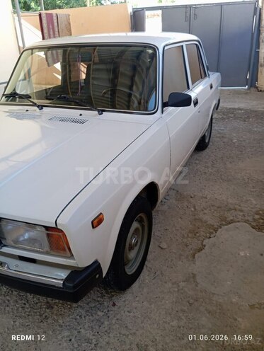 LADA (VAZ) 2107-4