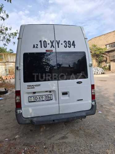 Ford Transit-2