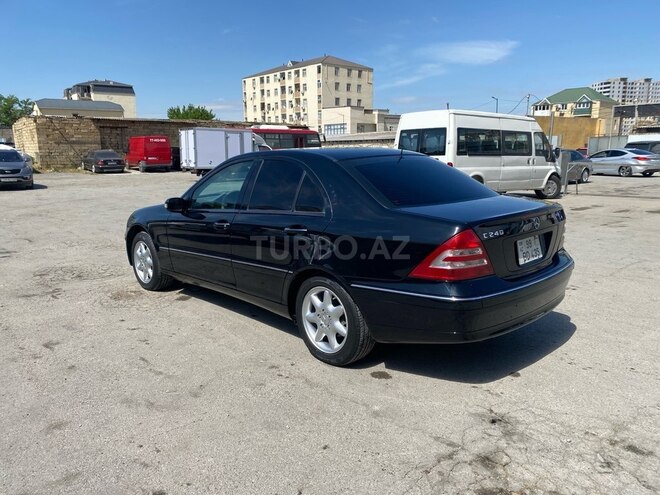 Mercedes C 240-13