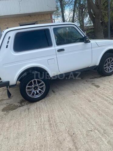 LADA (VAZ) Niva-3