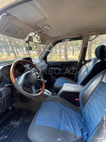 Mitsubishi Pajero io-11