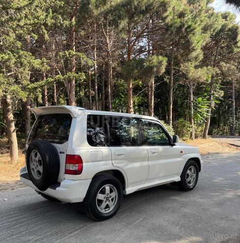 Mitsubishi Pajero io-12