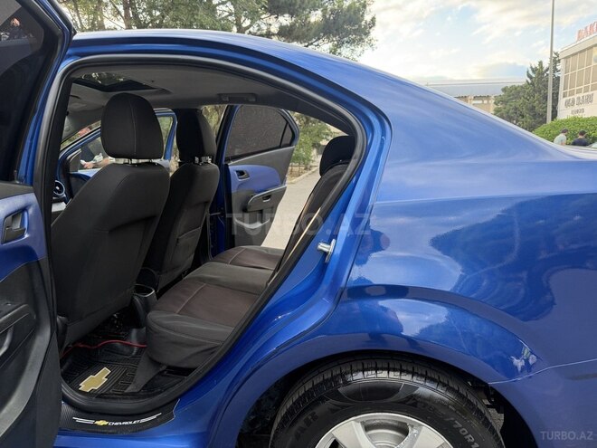 Chevrolet Aveo-14