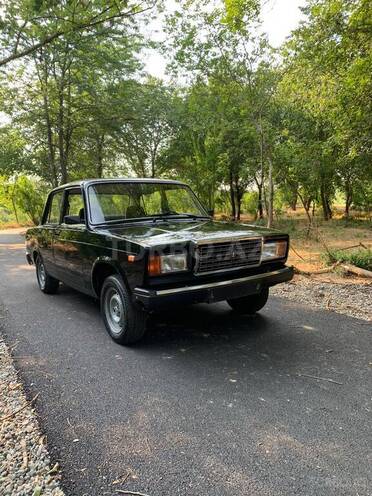 LADA (VAZ) 2107-4