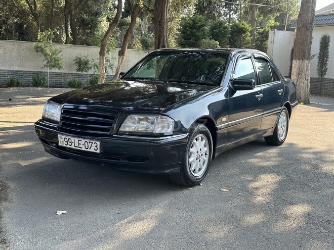 Mercedes C 180-5