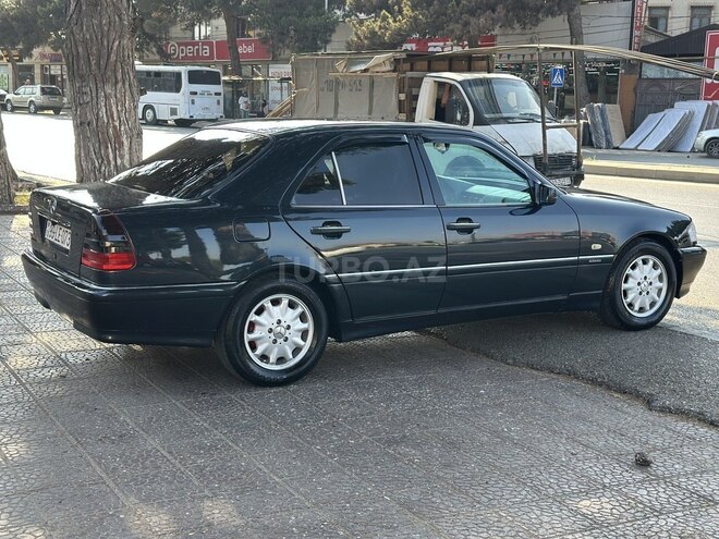 Mercedes C 180-9