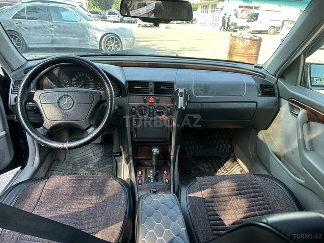 Mercedes C 180-16