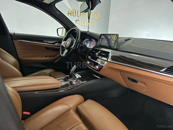 BMW 530-16