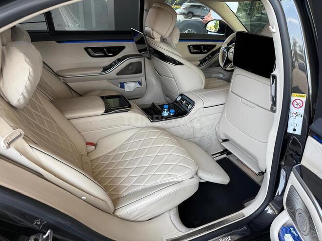 Mercedes S 500 4MATIC-10