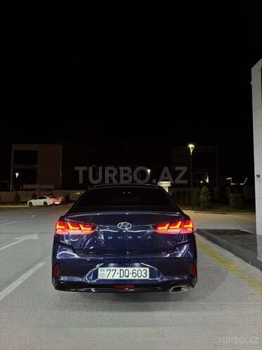 Hyundai Sonata-2