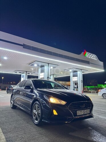 Hyundai Sonata-4