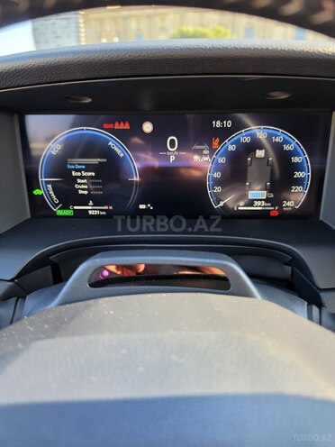 Toyota Camry-12
