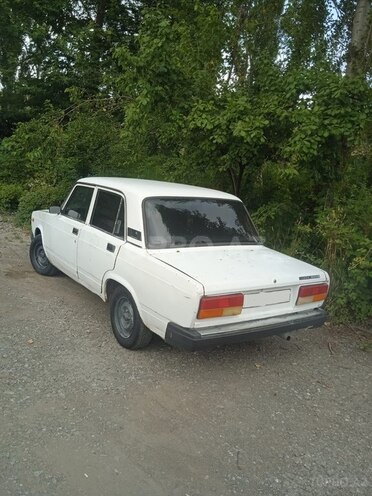 LADA (VAZ) 2107-4