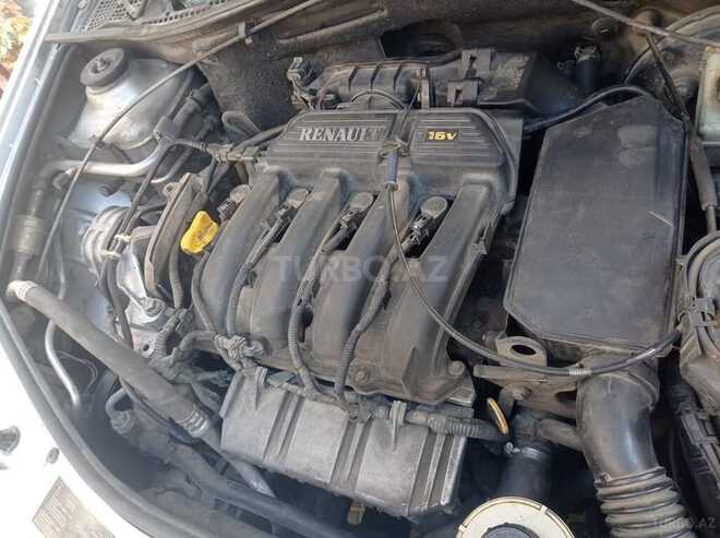 Renault Tondar-8