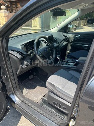 Ford Escape-12