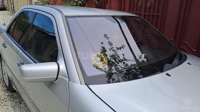 Mercedes C 240-13