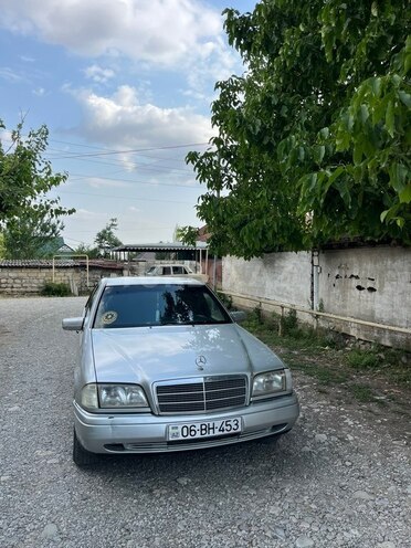 Mercedes C 180-3