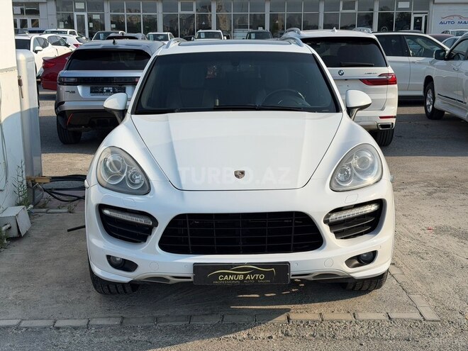 Porsche Cayenne-5