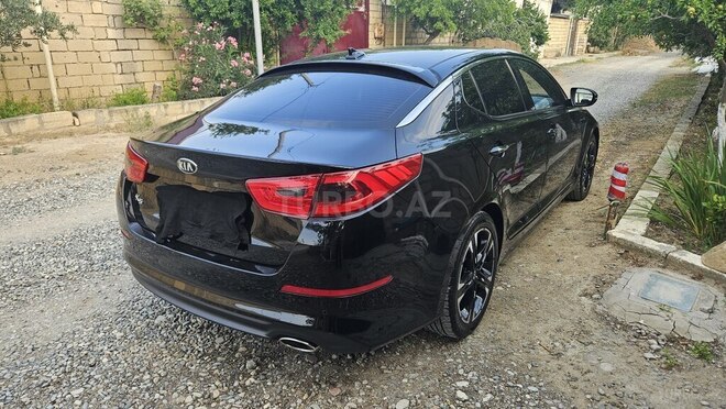 Kia K5-4
