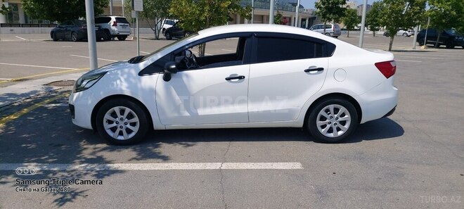 Kia Rio-3