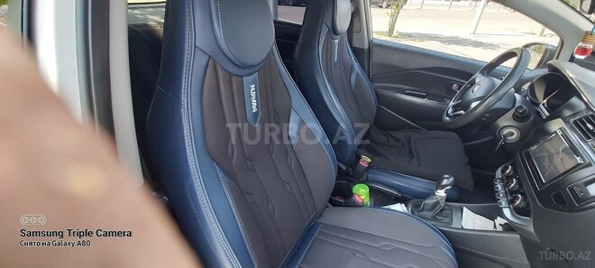Kia Rio-7