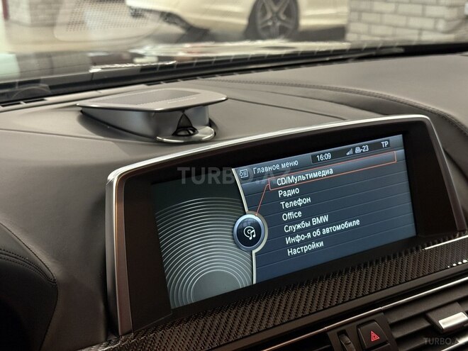 BMW M6-12