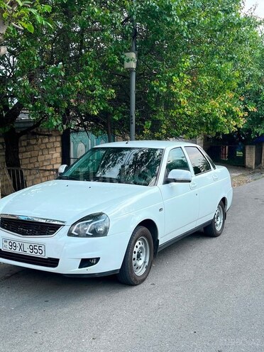 LADA (VAZ) Priora-1