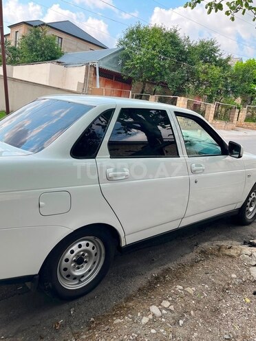 LADA (VAZ) Priora-5