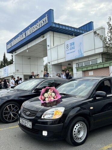 Kia Rio-1
