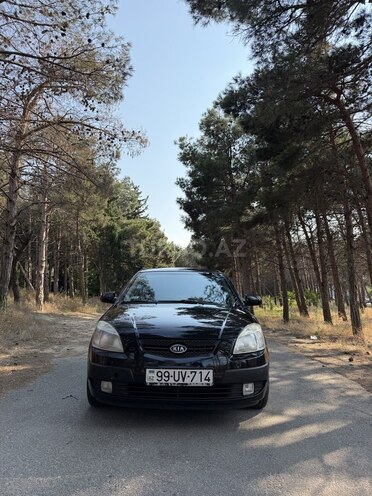 Kia Rio-2