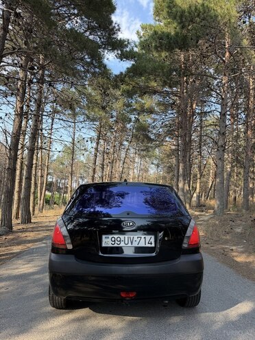 Kia Rio-8