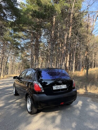 Kia Rio-9