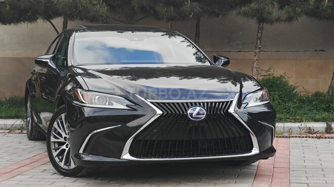 Lexus ES 300h-2