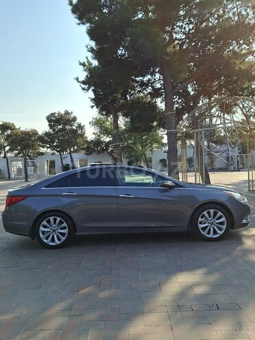 Hyundai Sonata-7
