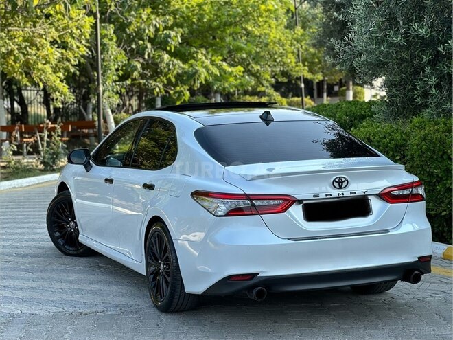 Toyota Camry-4