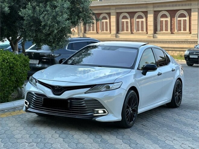 Toyota Camry-3