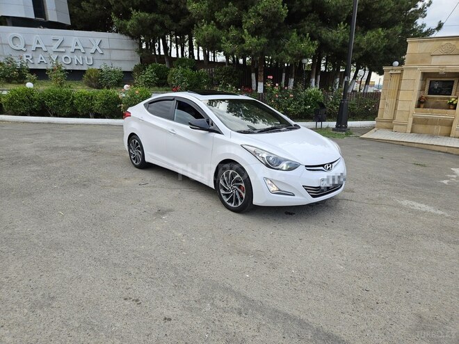 Hyundai Elantra-5