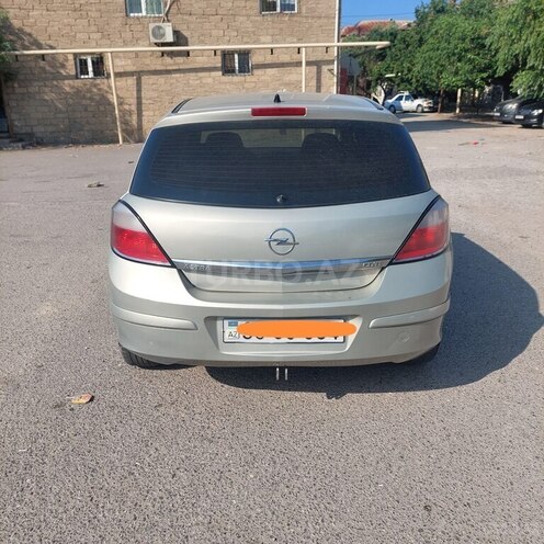 Opel Astra-2