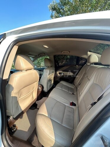 Chevrolet Cruze-7